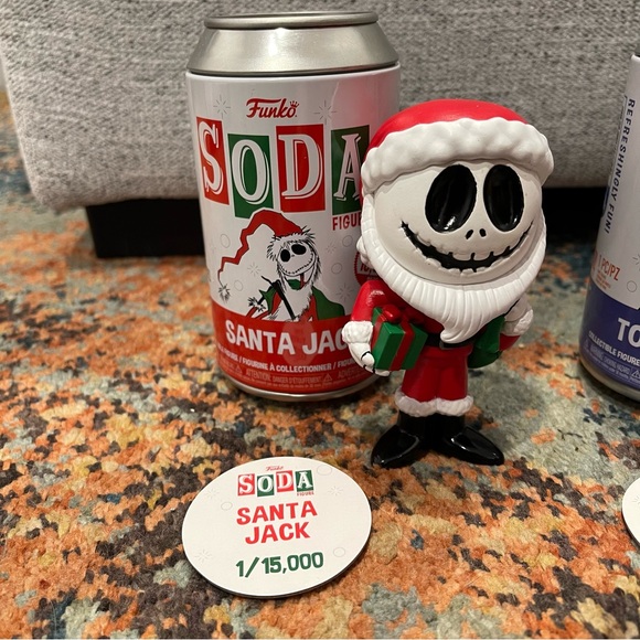 FUNKO SODA BUNDLE 
SANTA JACK 
HIM 
TONY THE TIGER
ALL COMMONS - Picture 2 of 9